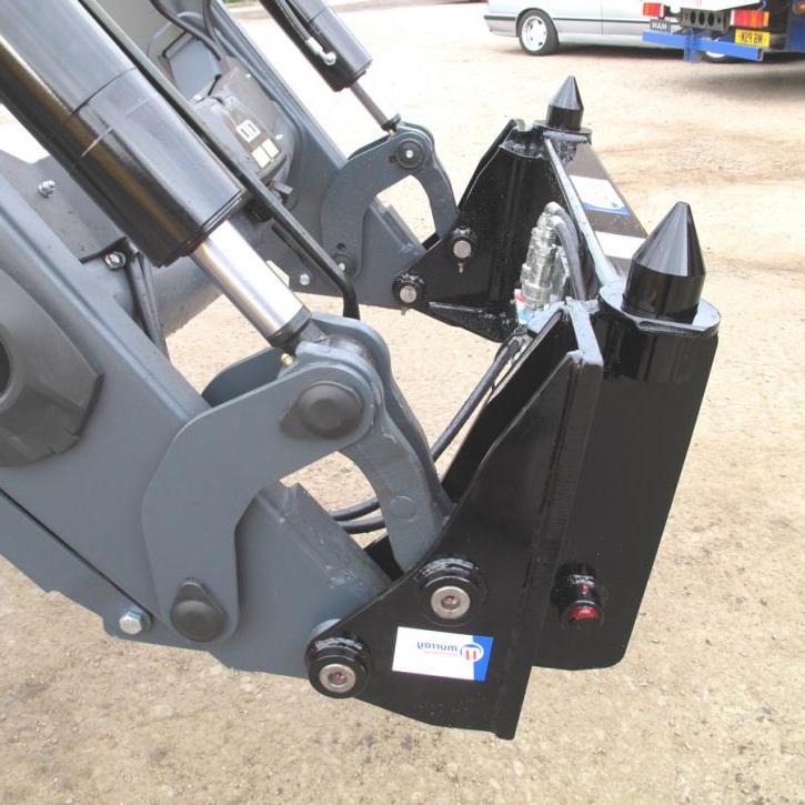 Matbro Quick Hitch on Q85X